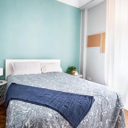 Gran En Primera Linea De Playa * ヒホン