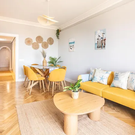 Gran En Primera Linea De Playa Apartment Gijon