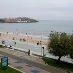 Gran En Primera Linea De Playa Apartman Gijón